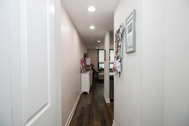 3900 N Pine Grove Ave Unit 203, Chicago, IL 60613 - hallway featuring recessed lighting, dark wood-style floors, and baseboards