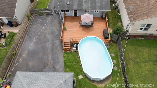 376 Belden Ave, Glendale Heights, IL 60139 - view of subject property featuring a pool