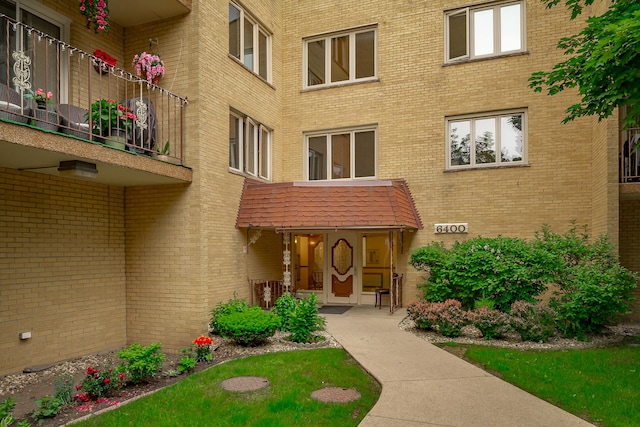 6400 W Belle Plaine Ave Unit 309, Chicago, IL 60634 - photo 1