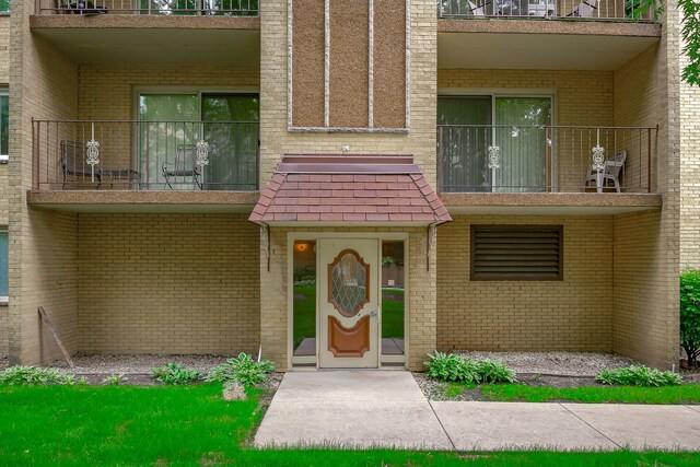 6400 W Belle Plaine Ave Unit 309, Chicago, IL 60634 - photo 3