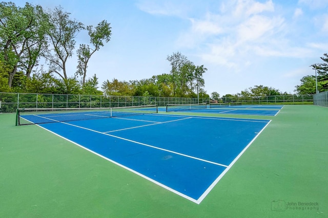 870 N Auburn Woods Dr, Palatine, IL 60067 - view of tennis court featuring community basketball court