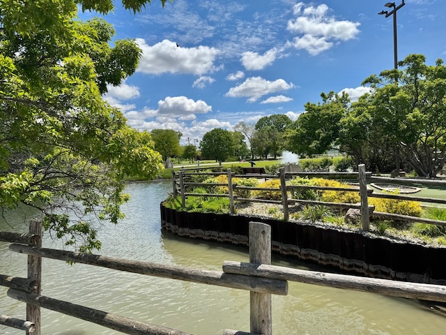 828 Graceland Ave Unit 404, Des Plaines, IL 60016 - dock with a water view