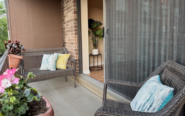 828 Graceland Ave Unit 404, Des Plaines, IL 60016 - view of balcony