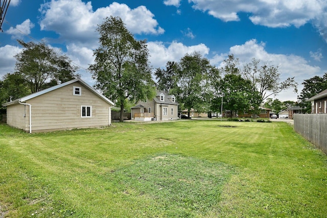 1021 Vine St, Joliet, IL 60435 - view of yard