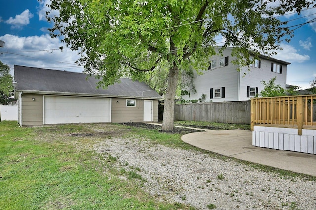 1021 Vine St, Joliet, IL 60435 - view of yard with an outdoor structure and a detached garage