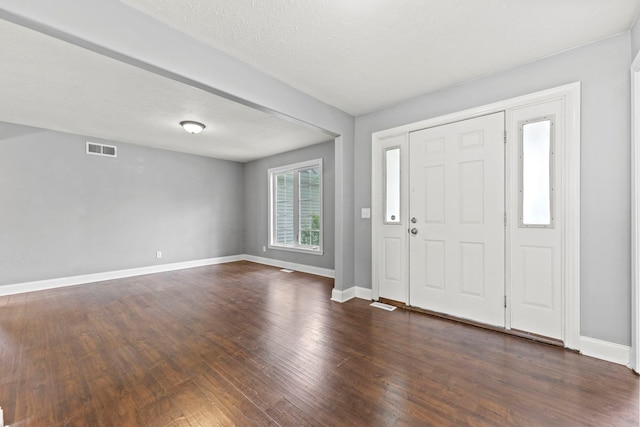 1924 Prestwold Pl, Machesney Park, IL 61115 - entryway with dark wood finished floors and baseboards
