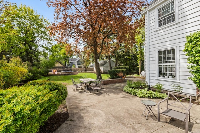 2906 Lincoln St, Evanston, IL 60201 - view of patio / terrace with outdoor dining area
