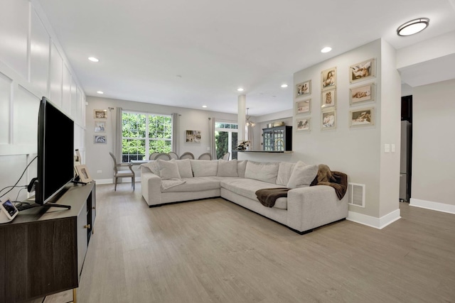332 Buckingham Ct, Lombard, IL 60148 - living room featuring light wood finished floors and recessed lighting