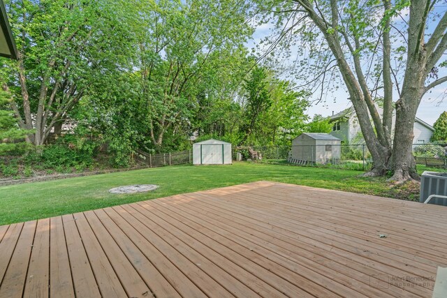 820 Cherry Dr, Schaumburg, IL 60194 - photo 25
