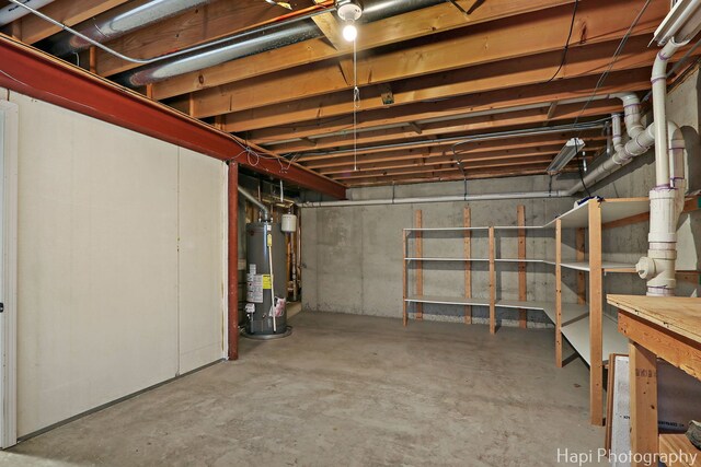 996 Highgate Ln, Grayslake, IL 60030 - unfinished basement featuring gas water heater