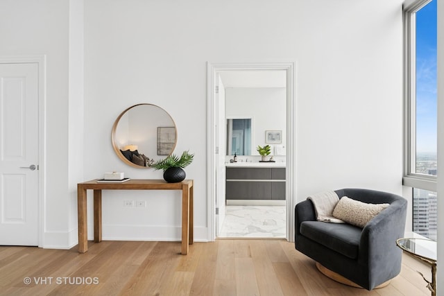 363 E Wacker Dr Unit 7501, Chicago, IL 60601 - sitting room with wood finished floors and baseboards