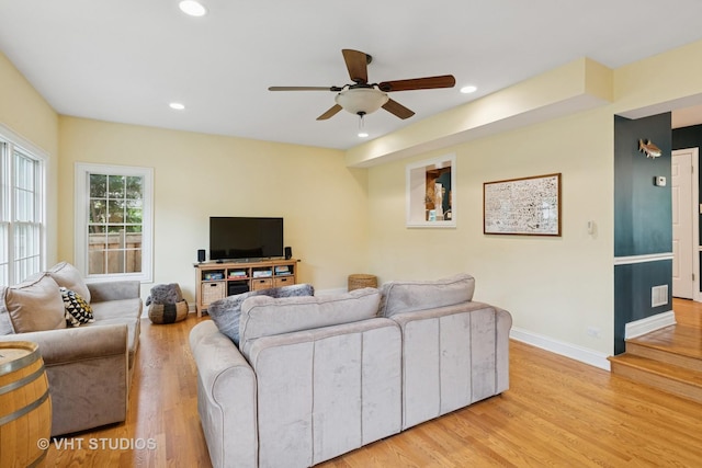 720 Beaver Rd, Glenview, IL 60025 - living area with ceiling fan, light wood-type flooring, recessed lighting, and baseboards