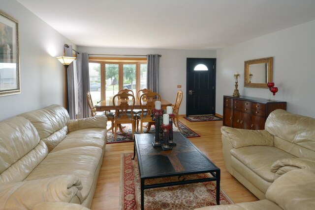 440 W Lake Park Dr, Addison, IL 60101 - photo 5