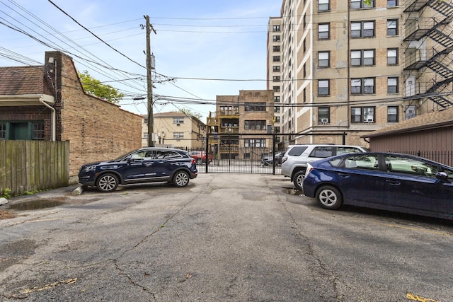1237 W Farwell Ave Unit 2W, Chicago, IL 60626 - view of building exterior featuring uncovered parking