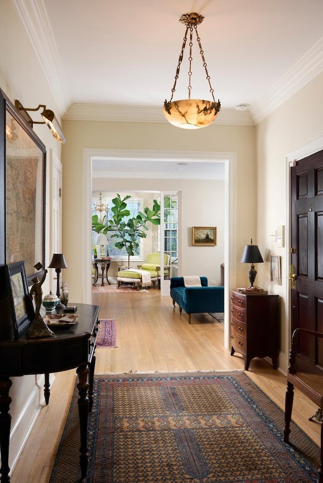 635 W Sheridan Rd Unit 3, Chicago, IL 60613 - corridor with wood finished floors and crown molding