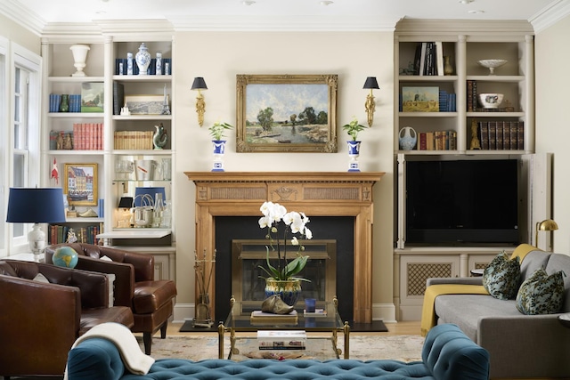 635 W Sheridan Rd Unit 3, Chicago, IL 60613 - sitting room with a glass covered fireplace, ornamental molding, and wood finished floors