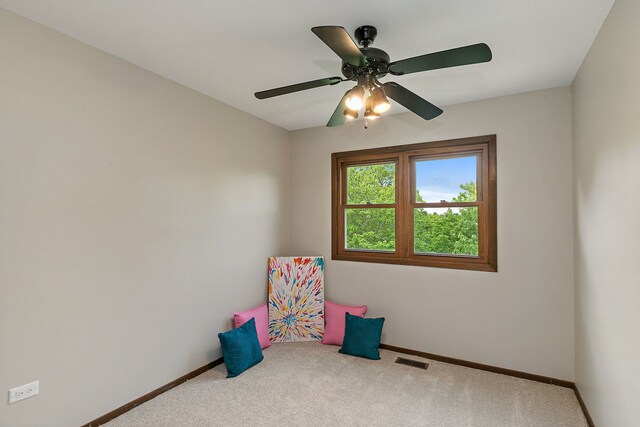 36 Shore Dr, Schaumburg, IL 60193 - unfurnished room featuring carpet floors, baseboards, and ceiling fan