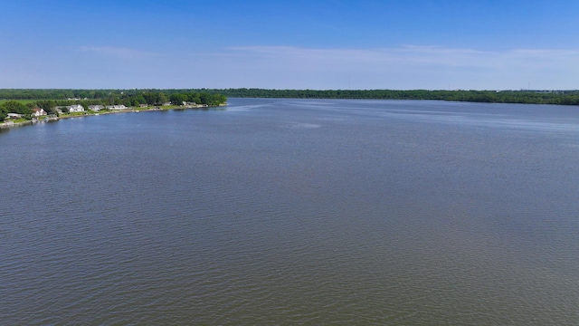 701A Hill Dr, Rock Falls, IL 61071 - water view