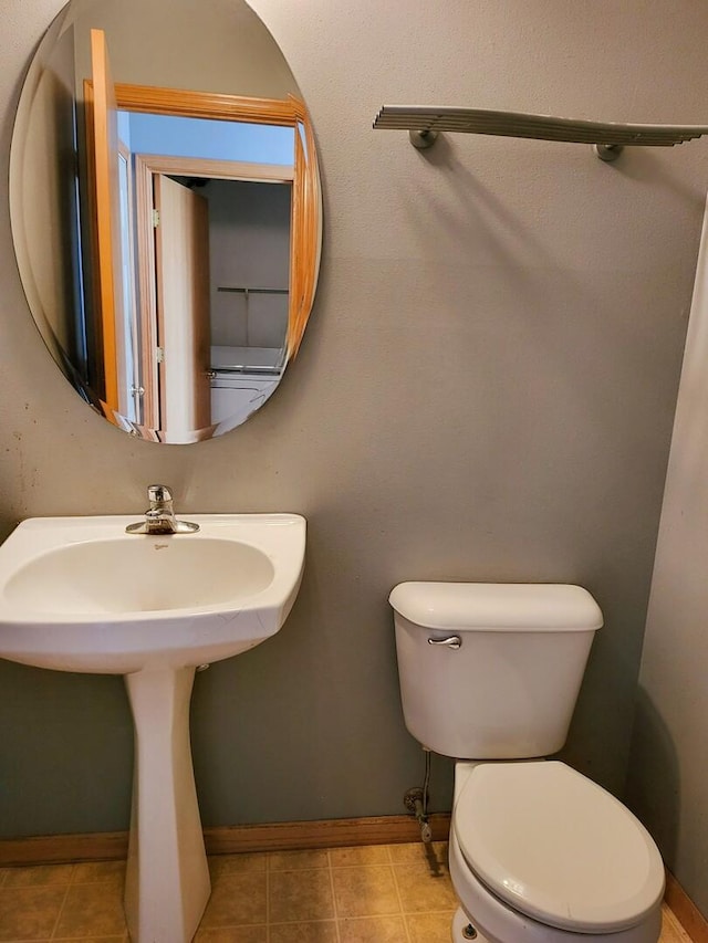 383 Prairie Knoll Dr, Poplar Grove, IL 61065 - half bath featuring toilet and baseboards