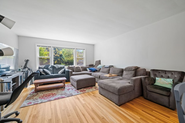 318 Custer Ave, Evanston, IL 60202 - living room with wood finished floors