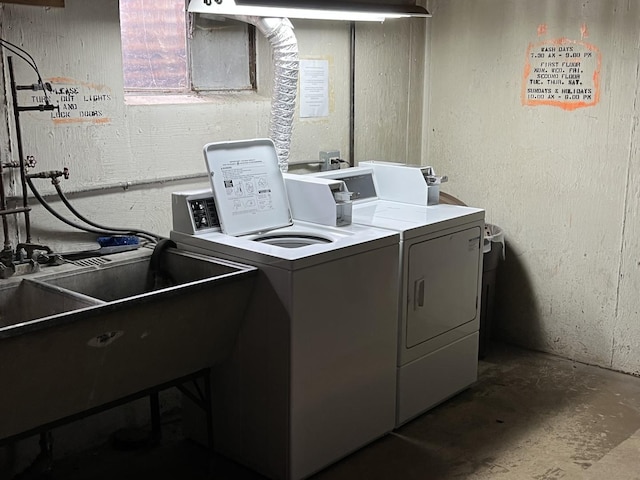 7 Garden Dr Unit 7, La Grange Park, IL 60526 - laundry room featuring independent washer and dryer and a sink