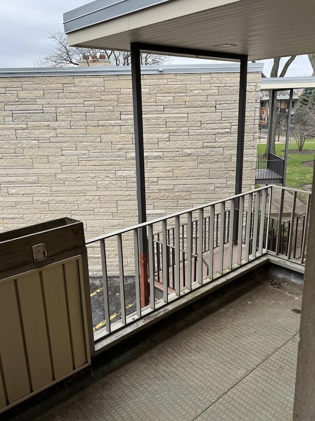 7 Garden Dr Unit 7, La Grange Park, IL 60526 - view of balcony
