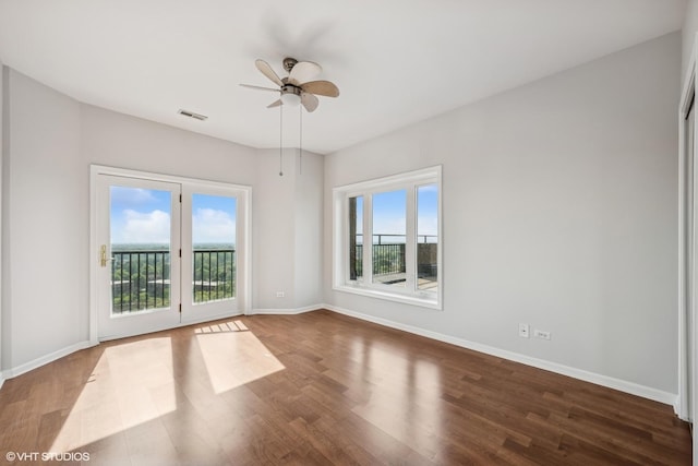 1 Renaissance Pl Unit 4Ph, Palatine, IL 60067 - unfurnished room with ceiling fan and wood finished floors