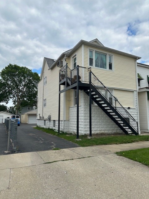115 N 22nd Ave, Melrose Park, IL 60160 - photo 1