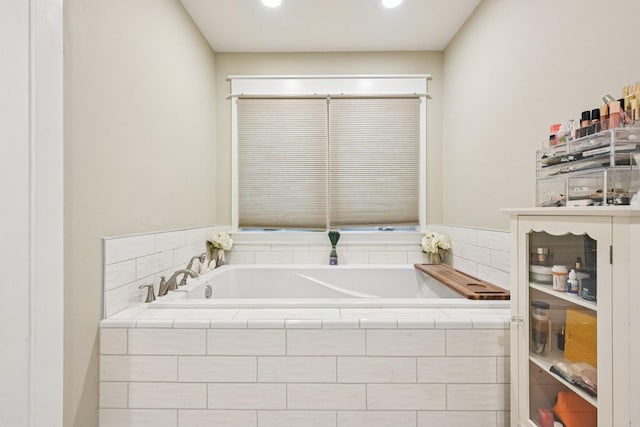 93 Liberty St, West Dundee, IL 60118 - bathroom with a bath and recessed lighting