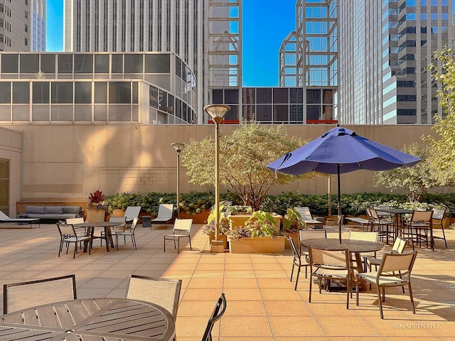 222 N Columbus Dr Unit 2808, Chicago, IL 60601 - view of patio / terrace