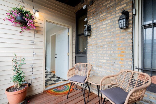6652 N Glenwood Ave Unit 3N, Chicago, IL 60626 - entrance to property featuring a porch