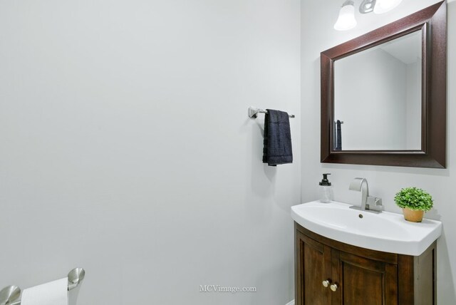 16347 W Cagwin Dr, Lockport, IL 60441 - bathroom featuring vanity