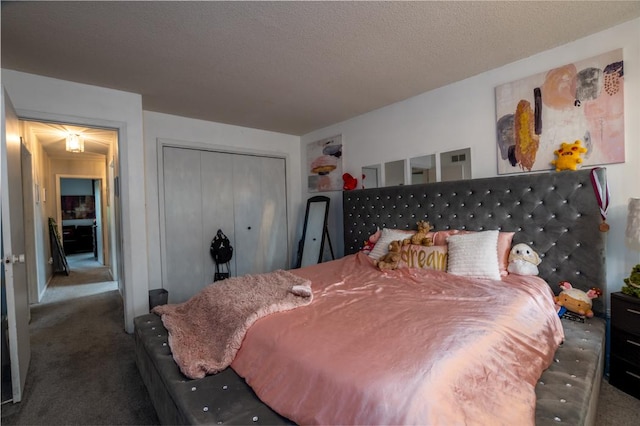3142 Monterey Dr, Flossmoor, IL 60422 - bedroom featuring carpet flooring and a closet