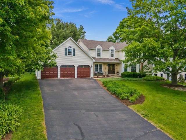 5N647 Forest Glen Ln, Saint Charles, IL 60175 - traditional home with a front yard, driveway, and an attached garage