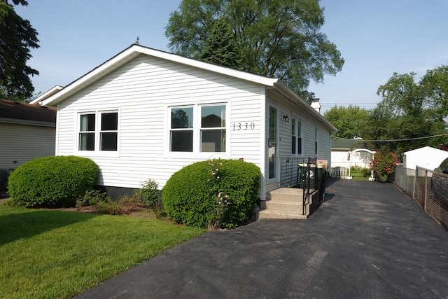 1330 Ridgeway Ave, Round Lake Beach, IL 60073 - view of front facade