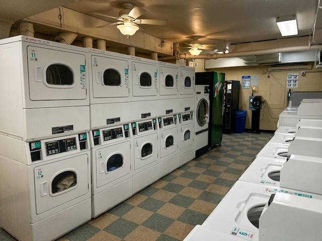 2901 S Michigan Ave Unit 903, Chicago, IL 60616 - community laundry room with estacked washer and dryer, washing machine and dryer, and a ceiling fan