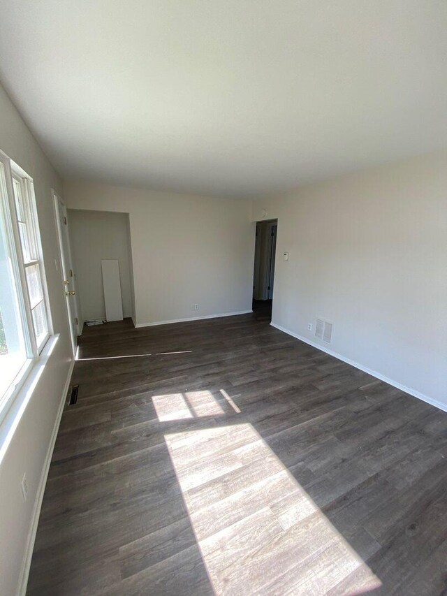 1184 E Merchant St, Kankakee, IL 60901 - photo 13