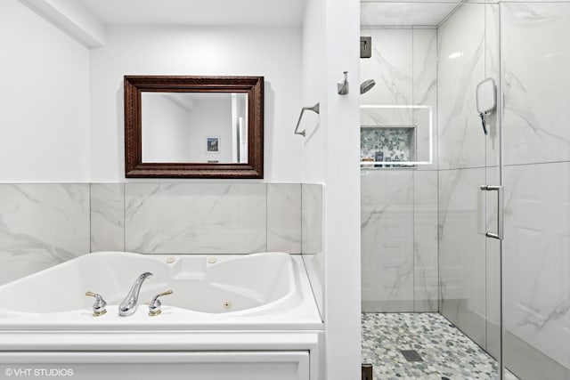 5844 N Hermitage Ave Unit A, Chicago, IL 60660 - bathroom with a marble finish shower and a whirlpool tub