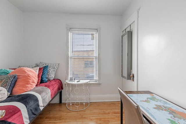 1418 S Cicero Ave, Cicero, IL 60804 - sitting room with light wood-style floors and baseboards