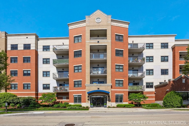 14 S Prospect St Unit 211, Roselle, IL 60172 - view of apartment building / complex
