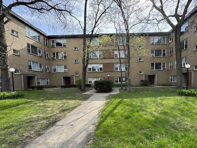 6141 N Seeley Ave Unit 1D, Chicago, IL 60659 - view of apartment building / complex