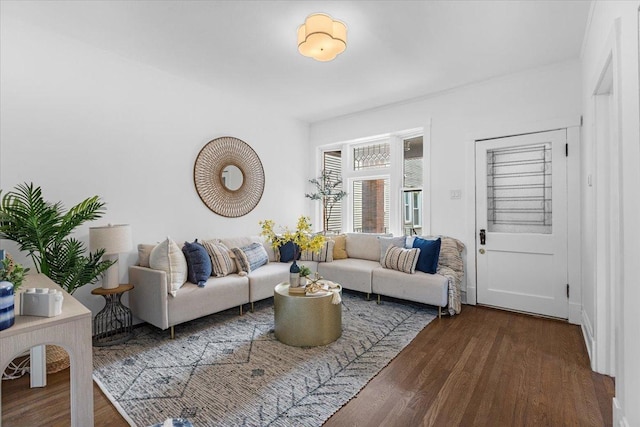 2158 W Giddings St Unit 1, Chicago, IL 60625 - living room featuring wood finished floors