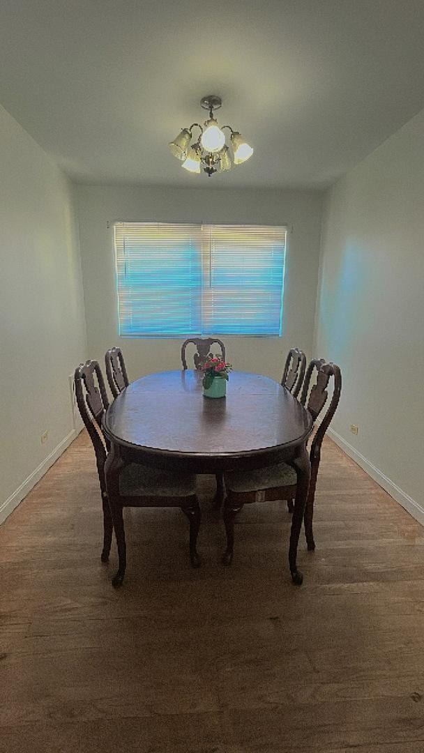 11138 Shaw St, Westchester, IL 60154 - dining room with baseboards