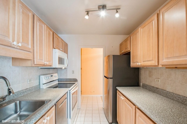 1360 N Sandburg Ter Unit 901C, Chicago, IL 60610 - photo 2