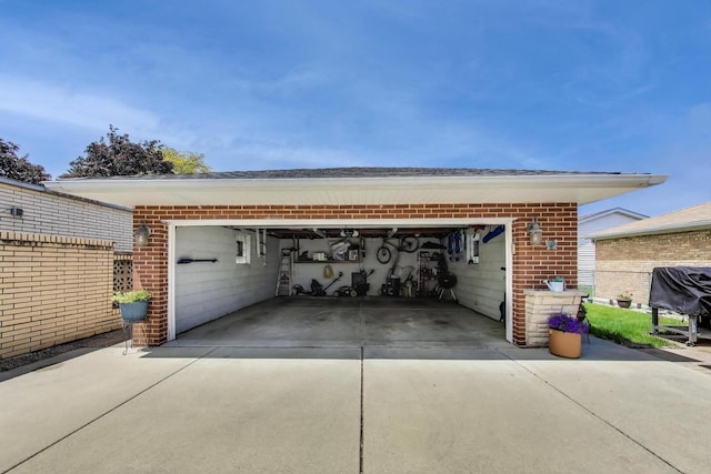 5004 N Knight Ave, Norridge, IL 60706 - garage featuring driveway