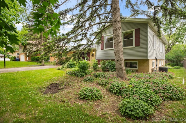 333 S 14th St, Saint Charles, IL 60174 - photo 2