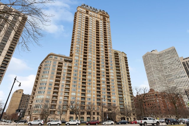 2550 N Lakeview Ave Unit N903, Chicago, IL 60614 - view of building exterior