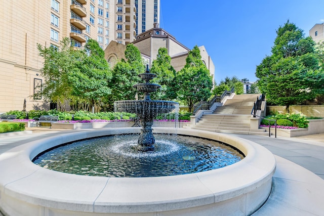2550 N Lakeview Ave Unit N903, Chicago, IL 60614 - view of community