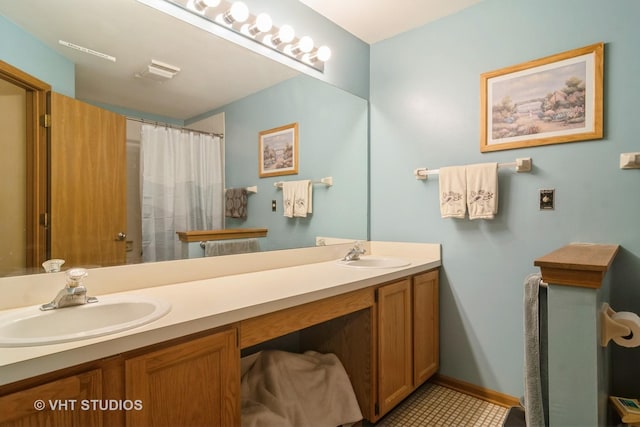 2133 Coldspring Rd, Arlington Heights, IL 60004 - full bath featuring double vanity and curtained shower