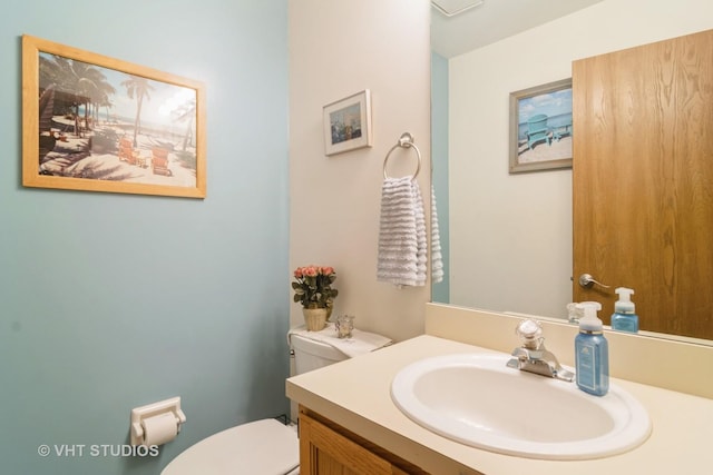 2133 Coldspring Rd, Arlington Heights, IL 60004 - bathroom with toilet and vanity